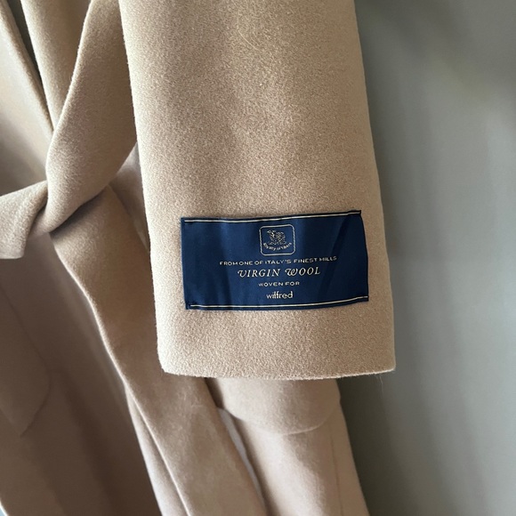 BNWT Wilfred Aritzia Wool Camel Coat - Picture 4 of 8